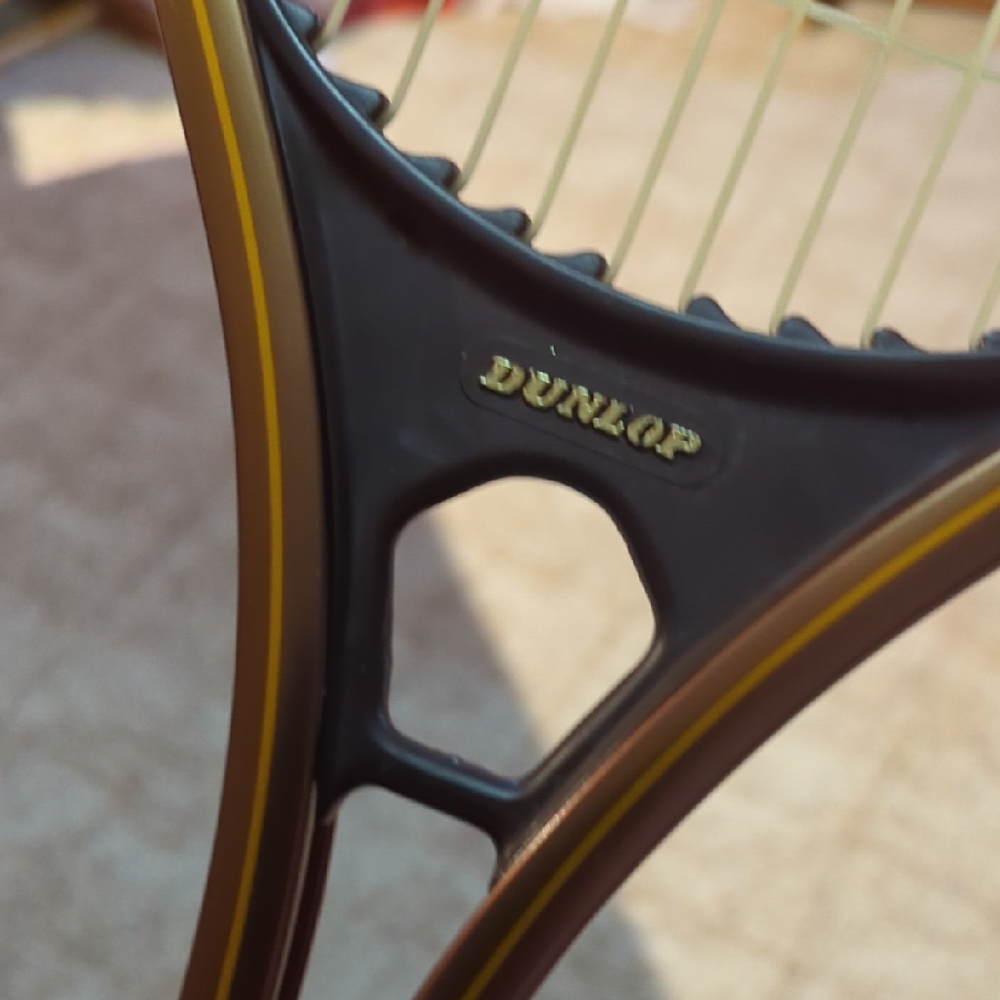 .🎾 Vintage 1980s Dunlop Titan Mid Tennis Racket + Original Cover 🎾 - Picture 8 of 16